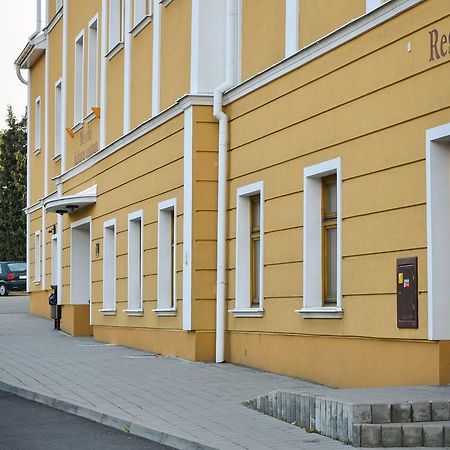 Mestske Kulturni Centrum Ve Fulneku Nový Jičín Kültér fotó
